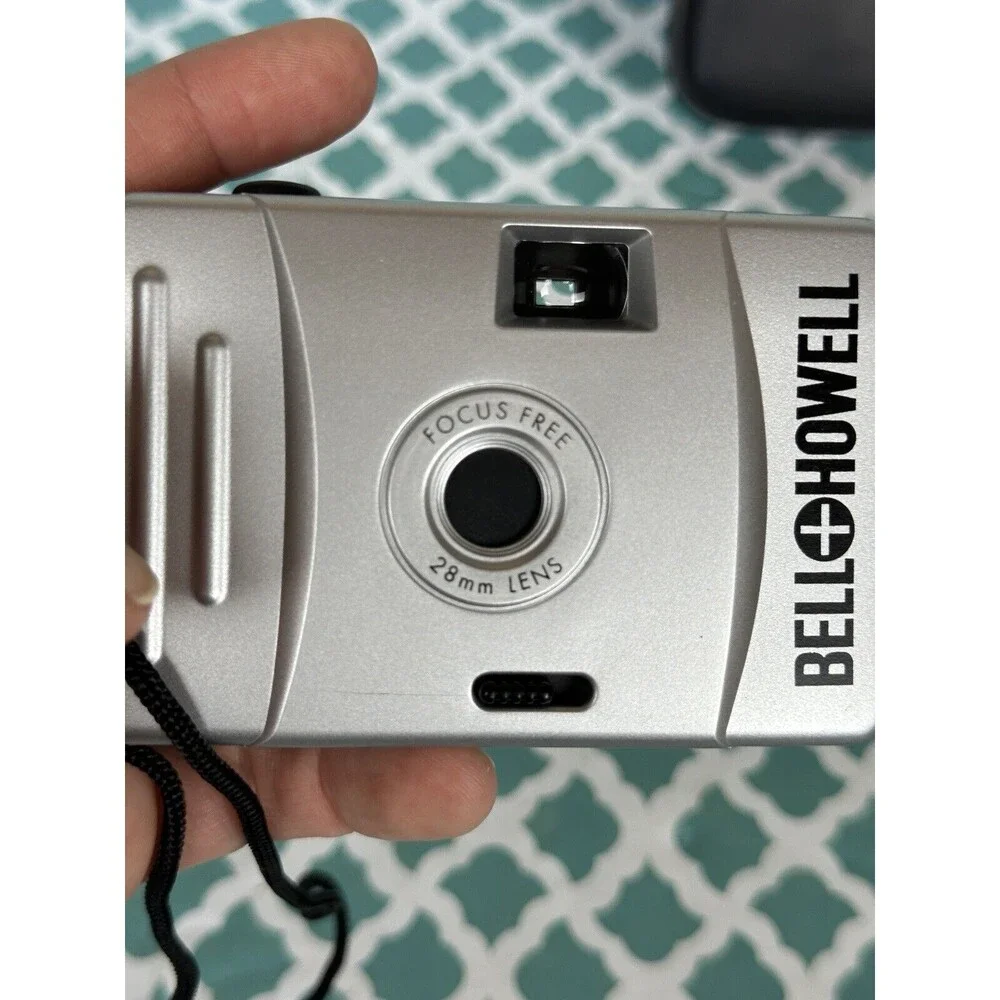 BELL & HOWELL 35MM Film Camera Focus Free 28MM‎ Lens